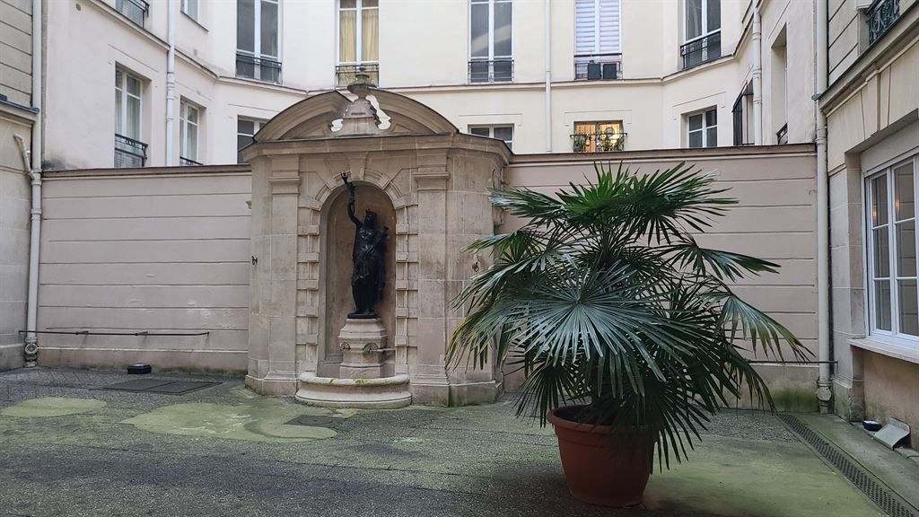 studio en vente sur PARIS (75008)