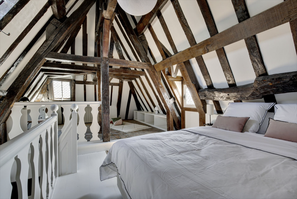 duplex 3 Rooms for sale on PARIS (75004)