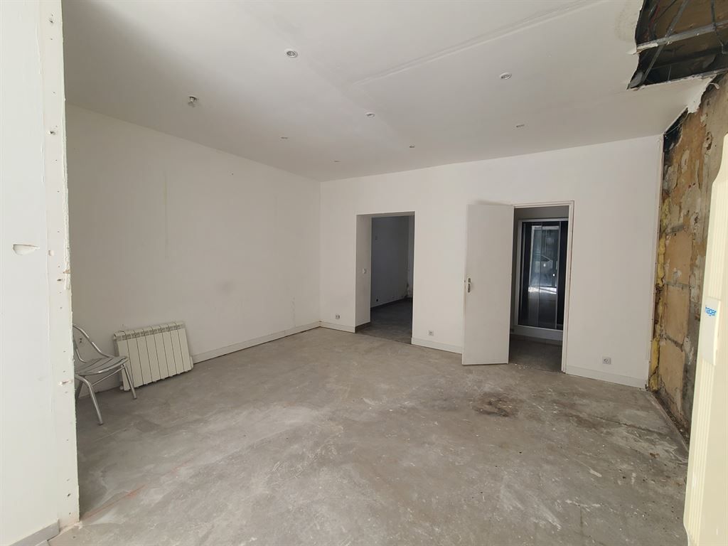 local d'activité en vente sur CLICHY (92110)