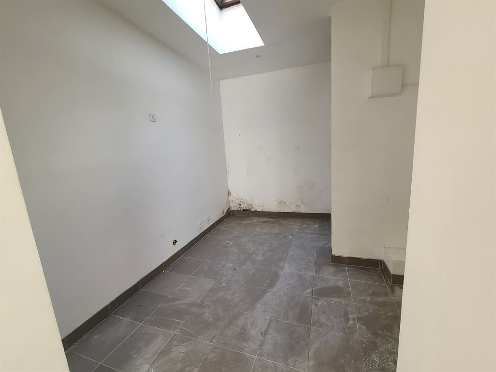 local d'activité en vente sur CLICHY (92110)