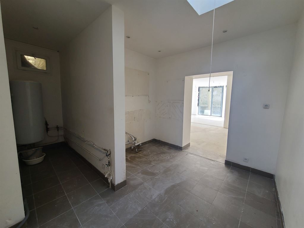 local d'activité en vente sur CLICHY (92110)