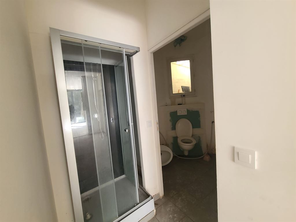 local d'activité en vente sur CLICHY (92110)